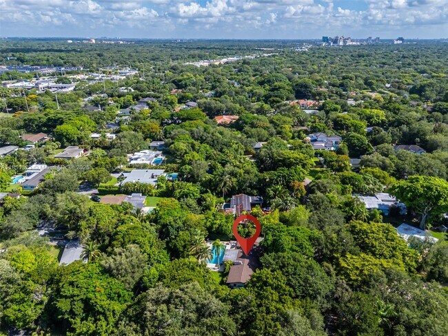 Building Photo - 12700 SW 80th Ave