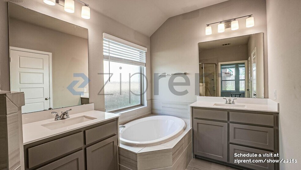 Building Photo - 2412 Bathwick Ln