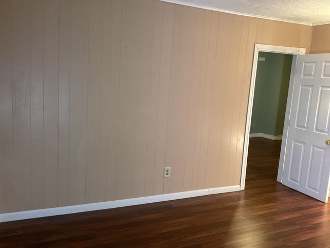 Building Photo - 224 W North St