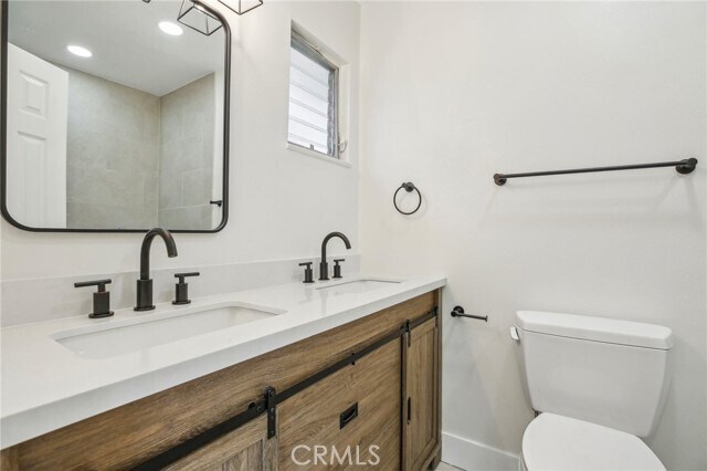 Building Photo - 6232 Albion Dr