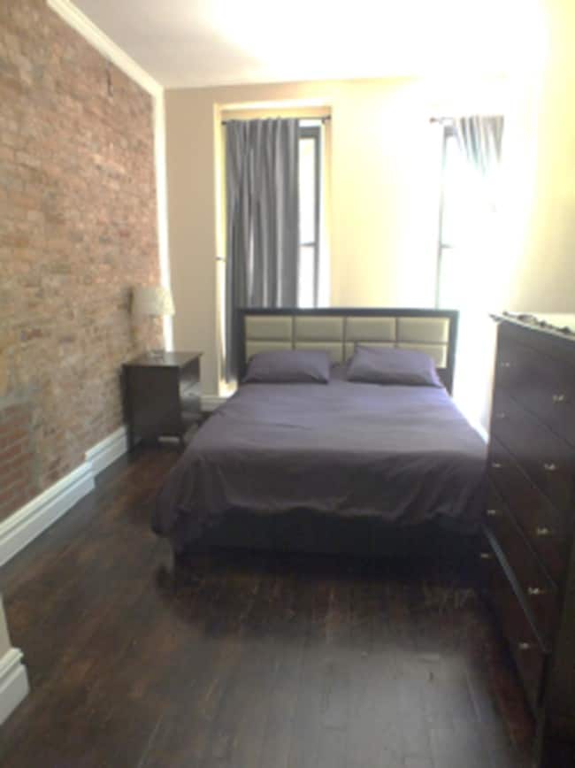 Building Photo - 343 West 46th Street