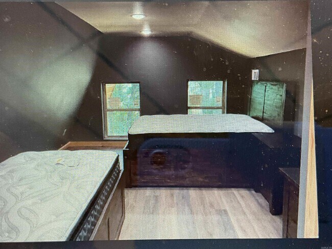 Building Photo - 2920 Silver Rdg