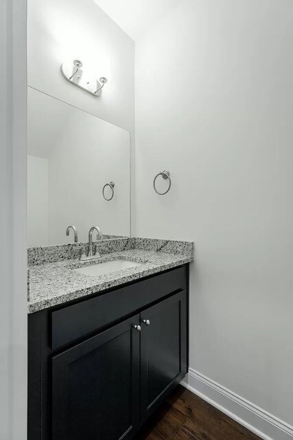 Building Photo - 5551 Stream Ln