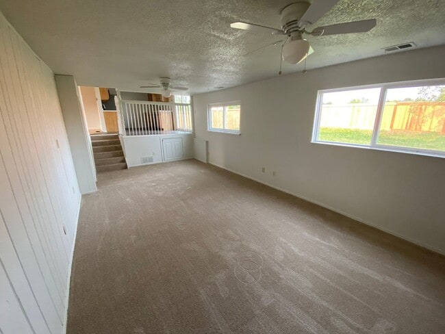 Building Photo - Family Style Home In The Coveted Marsten Neighborhood!