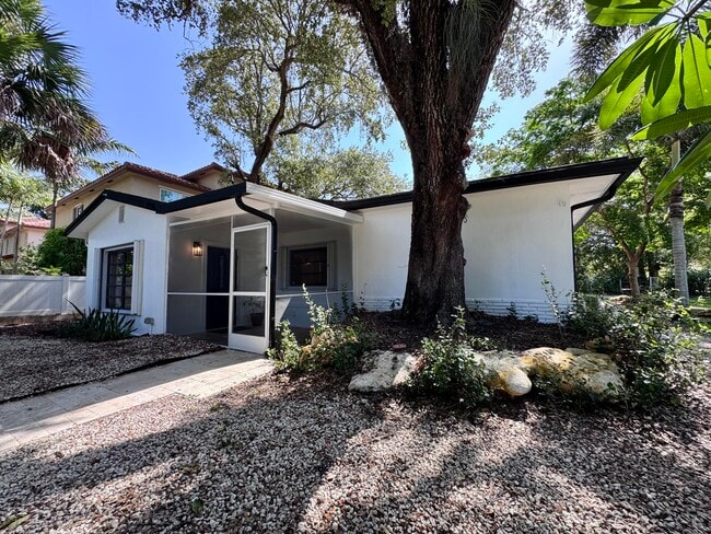 Building Photo - 2390 SW 18th Ave