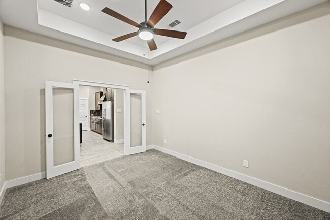 Building Photo - 15914 Dedication Dr