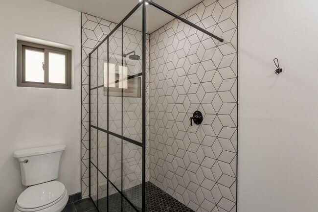 Building Photo - 3615 E Calle Alarcon