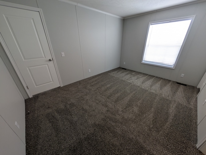 Building Photo - 16142 Normandy St