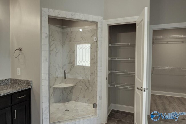 Building Photo - 17212 Stonegate Dr