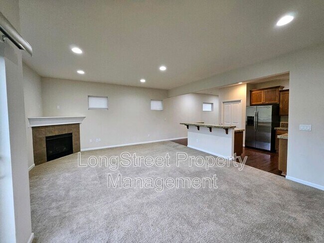 Building Photo - 6355 SE Imagine Way