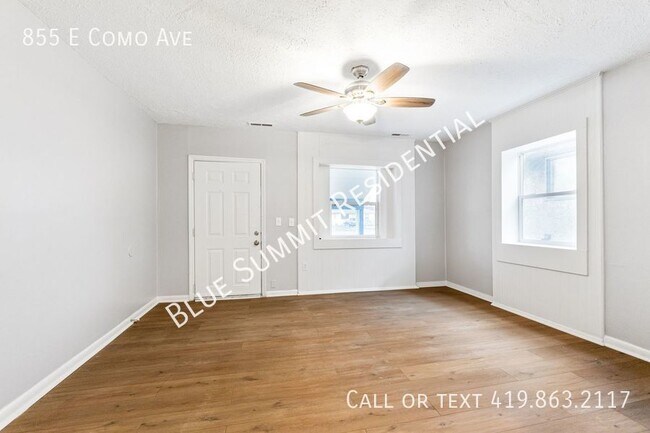 Building Photo - 855 E Como Ave