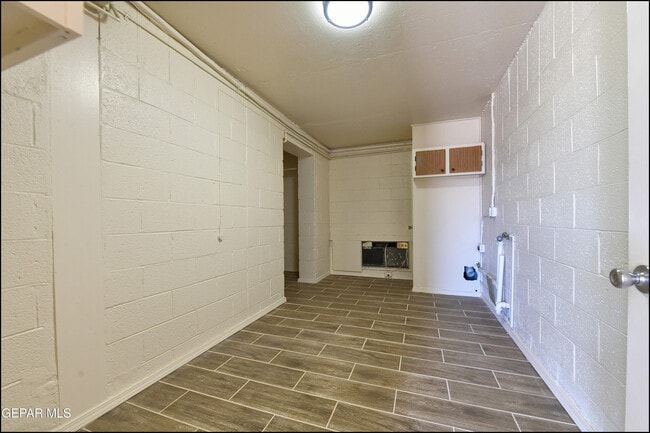 Building Photo - 4800 N Stanton St