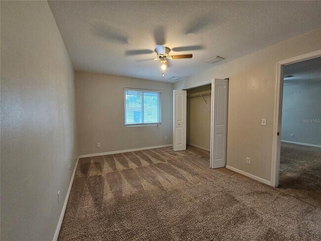 Building Photo - 540 Golden Raintree Pl