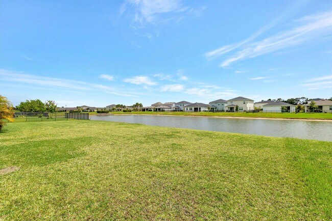 Building Photo - 10916 SW Robbia Way