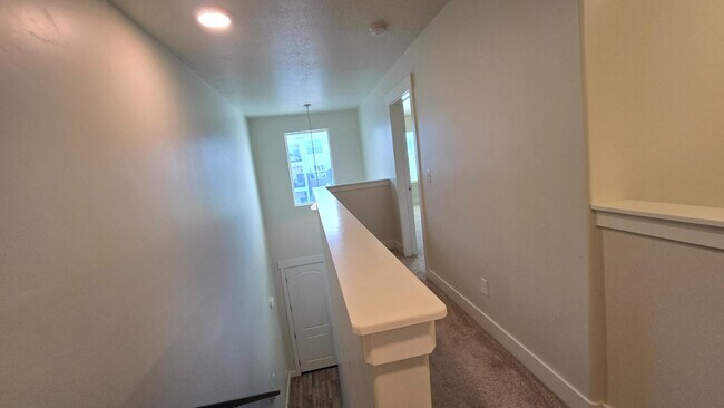 Building Photo - 3964 Hardman Way