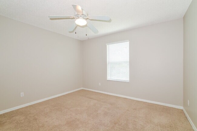 Building Photo - 882 Grand Sayan Loop