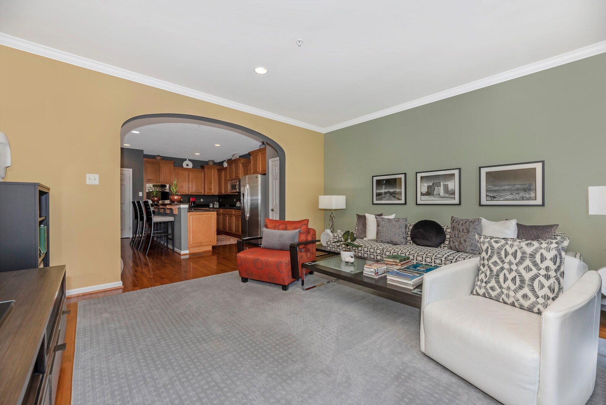 Family room - 2507 Mill Race Rd