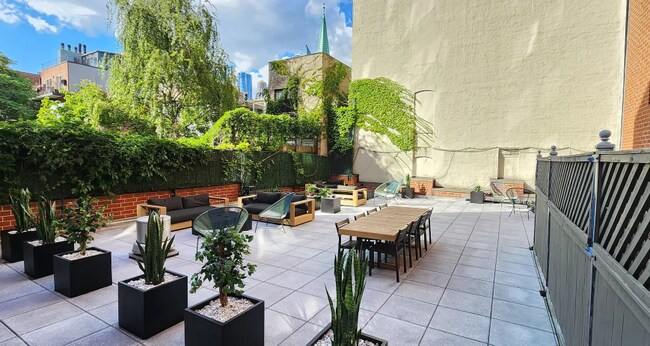 Building Photo - 2 bedroom in Chelsea NY 10011