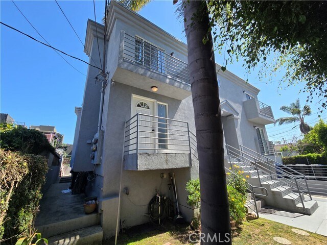 Building Photo - 1054 Harrison Ave