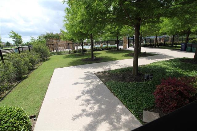 Building Photo - 2412 Eppright Dr