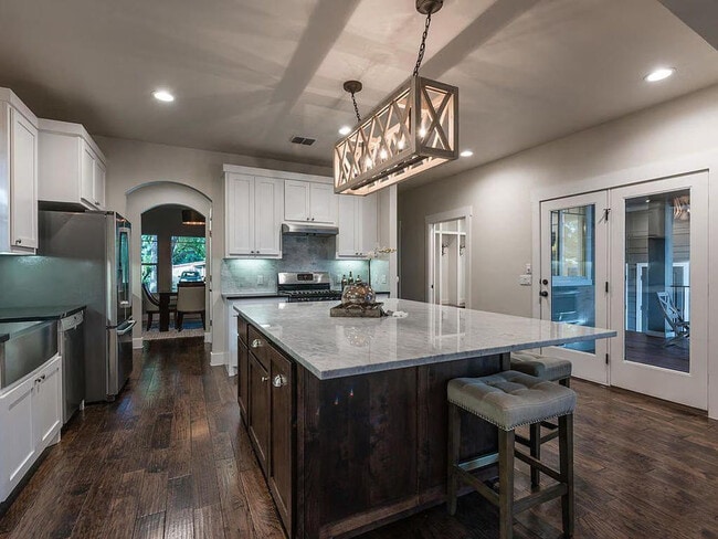 Building Photo - 1905 Frazier Ave