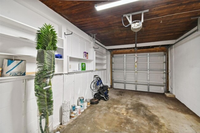 Building Photo - 4324 S Clark Ave