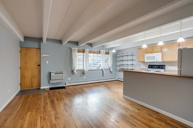 Building Photo - 50 N Clarkson St