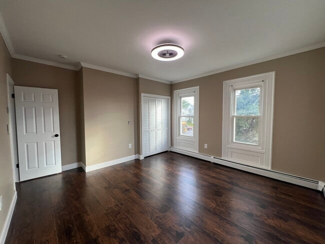 Building Photo - 380 Wilson Rd