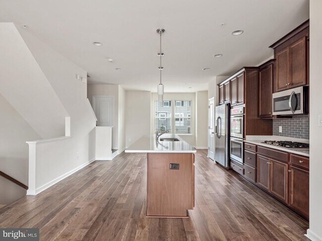 Building Photo - 43706 Winterberry Wy