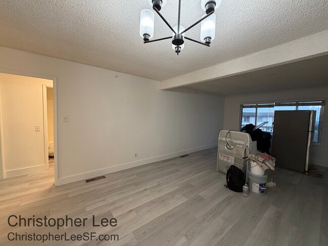 Building Photo - 3839 Radburn Dr