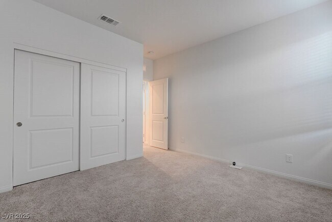 Building Photo - 4603 Sapphire Crst Ave