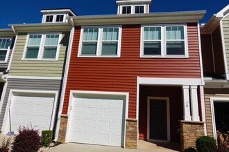 Building Photo - 17 Timber Oak Way