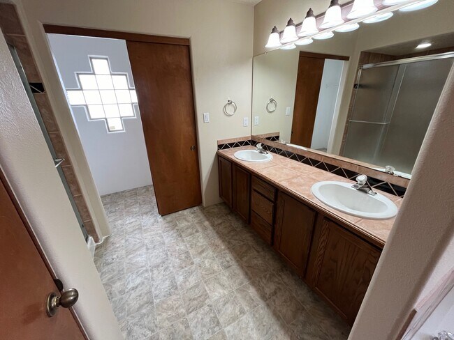 Primary Bath - 11016 Alta Dr NW