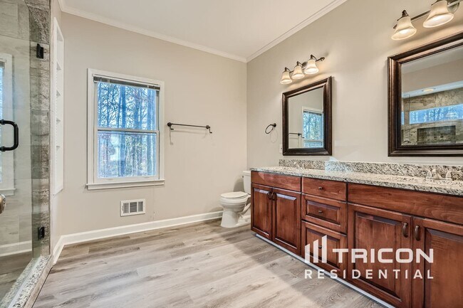 Building Photo - 110 Rockhurst Chase