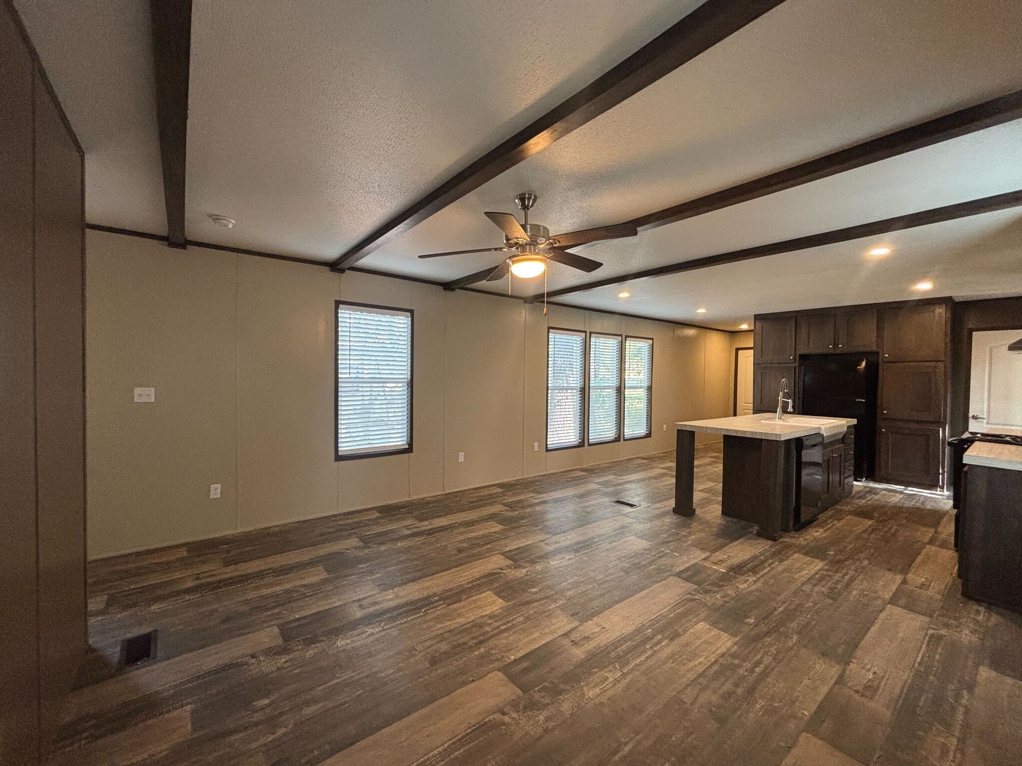 Building Photo - 1612 N 6th St