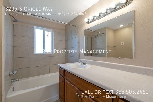 Building Photo - 3205 W 3205 S