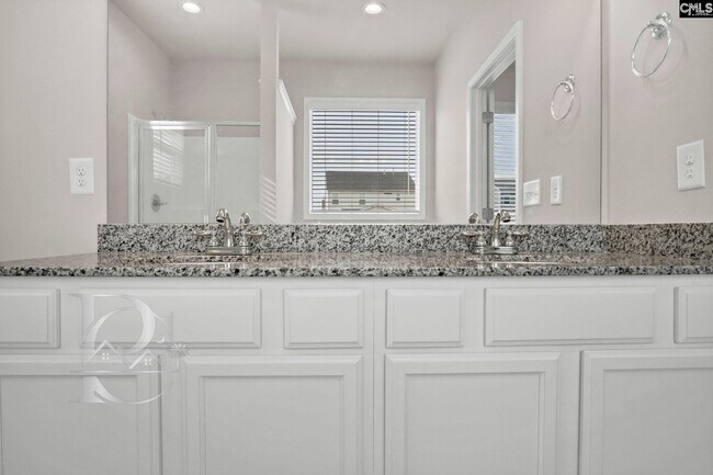 Building Photo - 807 Spring Cress Dr