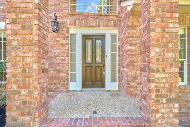 Building Photo - Mission Ridge beauty-4 bedroom 3 1/2 bath-...