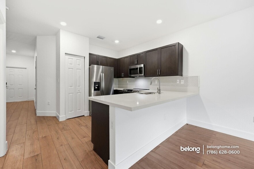 Building Photo - 4676 Caspian Way