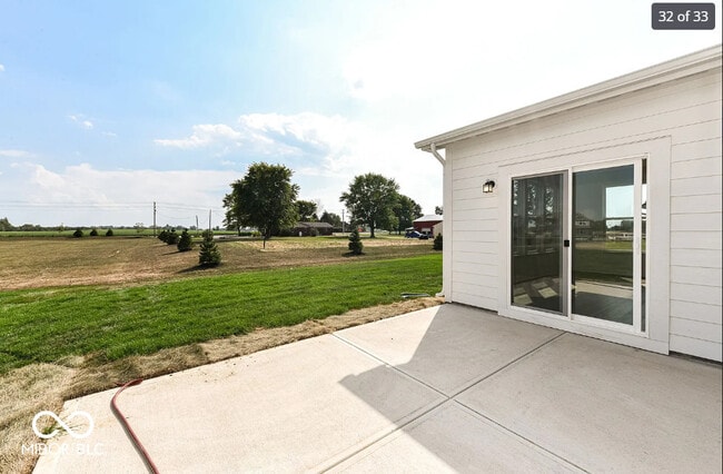 Building Photo - 5155 Summerton St