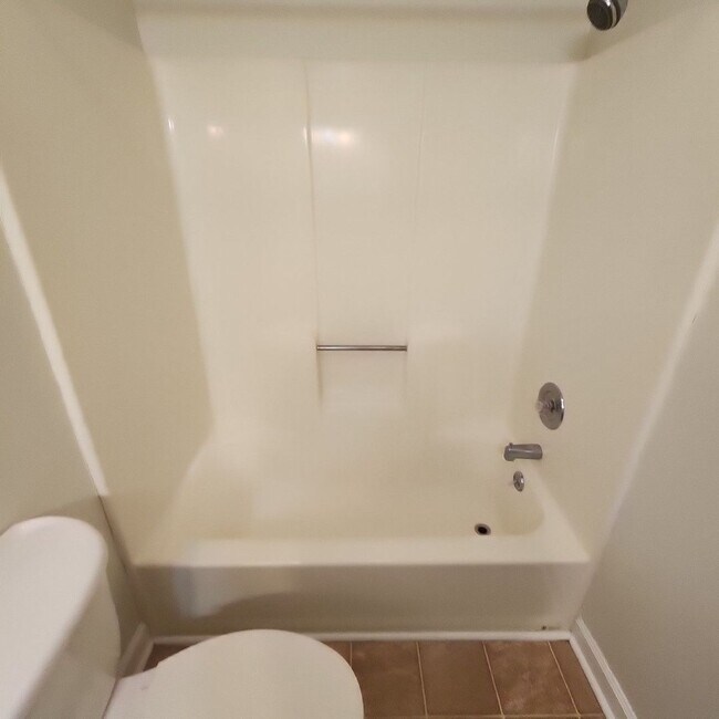 Building Photo - Surfside Beach Townhome- Long Term Rental