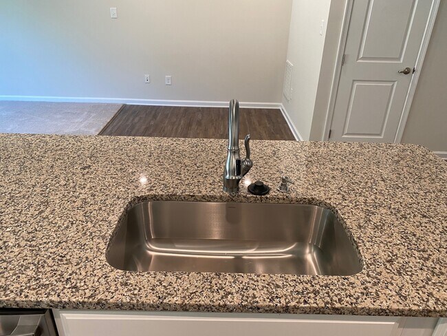 Building Photo - 126 Bicameral Ln