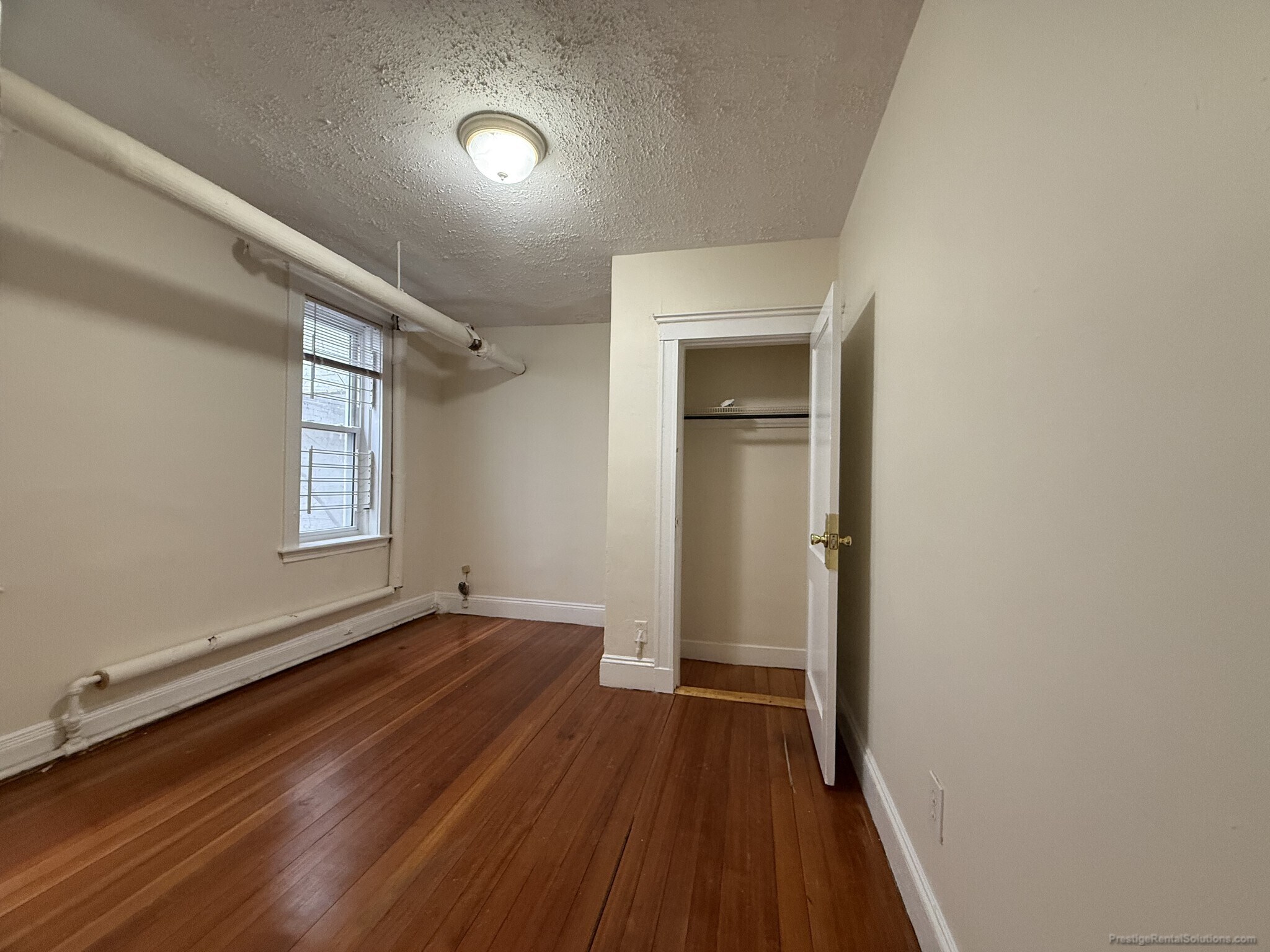 Building Photo - 528 Cambridge St