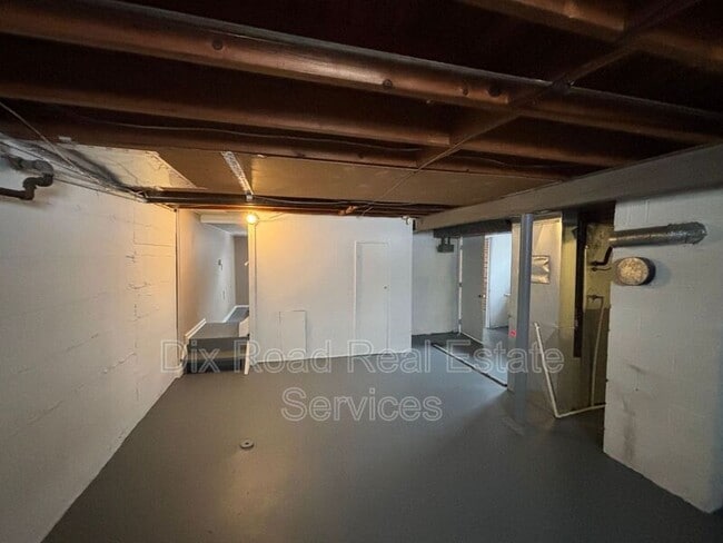 Building Photo - 7822 Eustis Ct