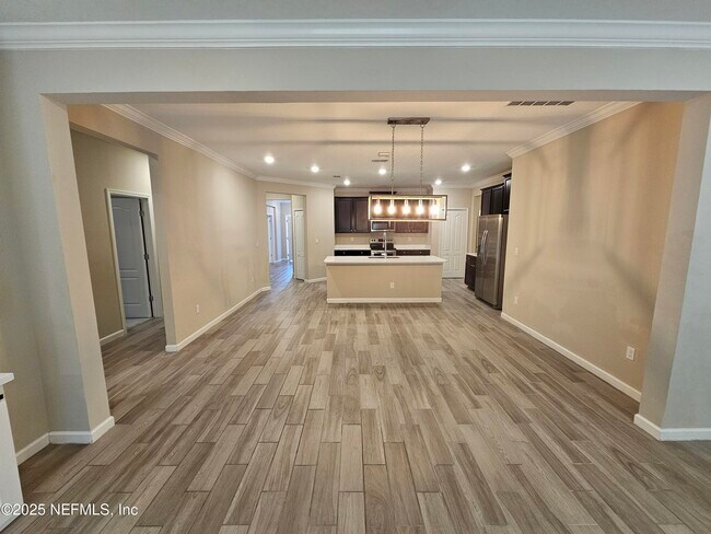 Building Photo - 6864 Crosby Falls Dr