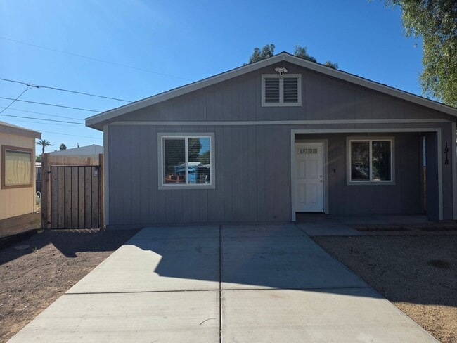 Building Photo - 2 Bed/1 Bath almost brand new in Central BHC