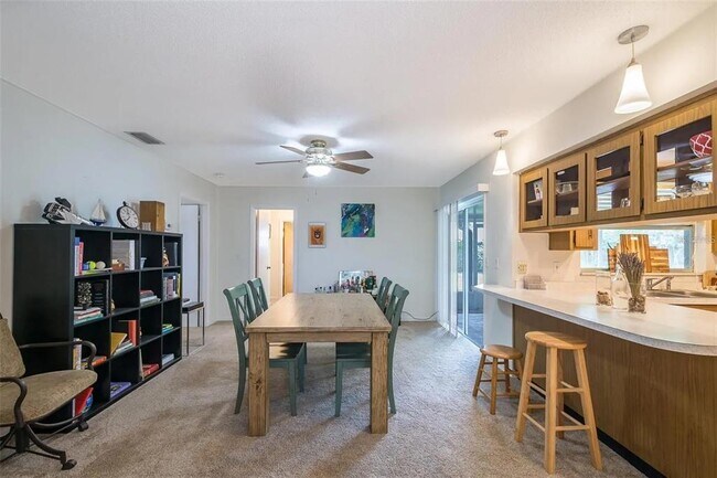 Building Photo - 2907 Little John Rd