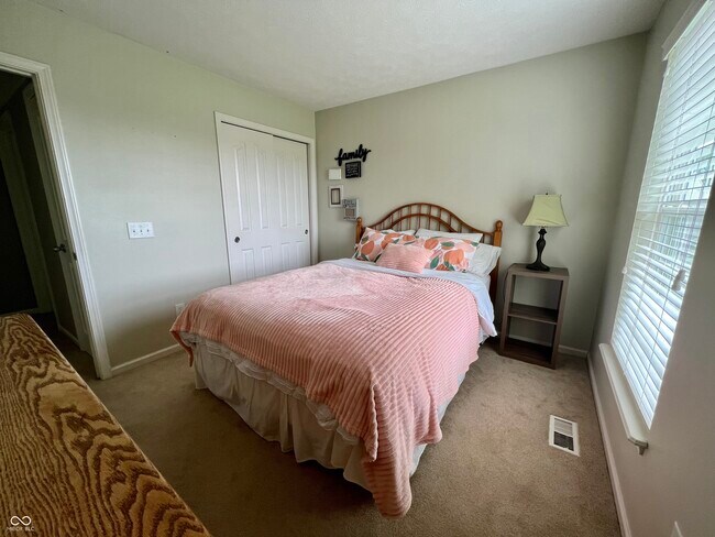 Building Photo - 14131 Stallion Ct
