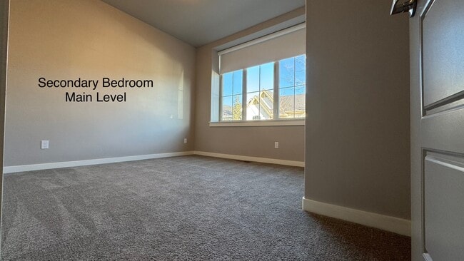 Building Photo - 6253 N Winward Ln