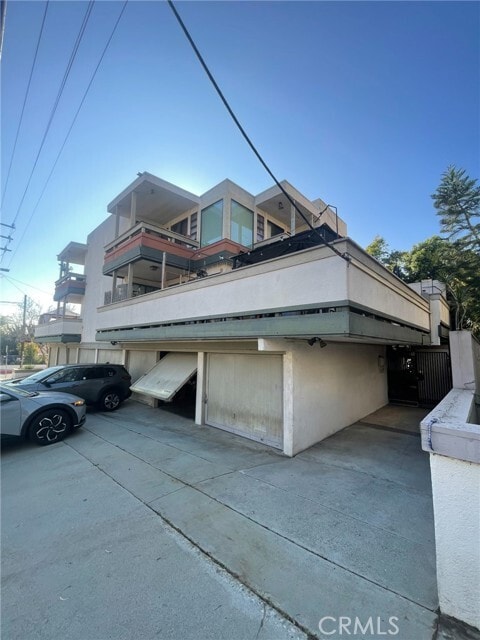 Building Photo - 2575 E 19th St